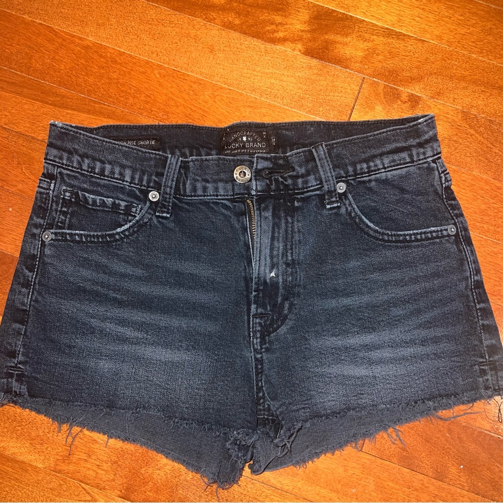 LUCKY BLACK JEAN SHORTS